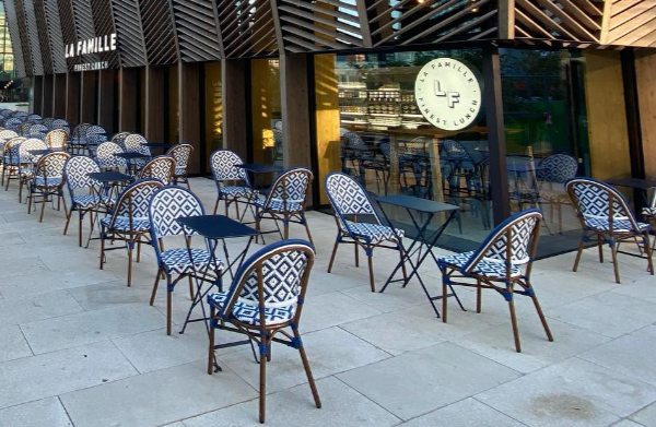 enseigne lille avec la famille