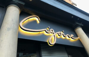 Devis pour une enseigne lumineuse pour magasin à Lille