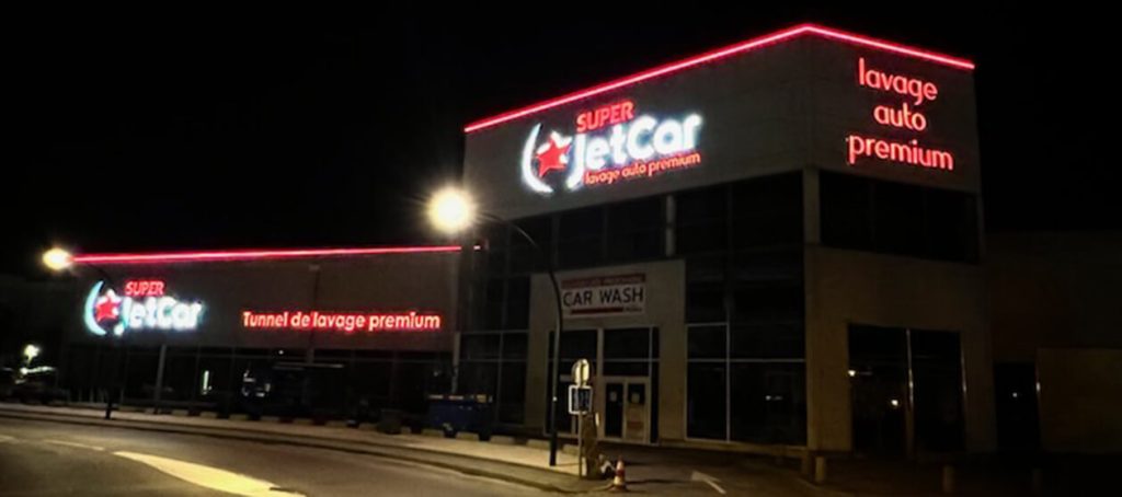 You are currently viewing Devis pour enseigne lumineuse avec lettre boitier à Lille