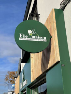 Lire la suite à propos de l’article Devis pour habillage de façade de magasin à Lille