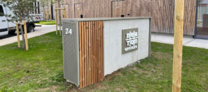 plaque professionnelle plexiglas logo roubaix tourcoing