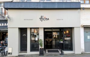 Lire la suite à propos de l’article Habillage de façade de magasin à Roubaix ou sur Tourcoing : quel prix ?